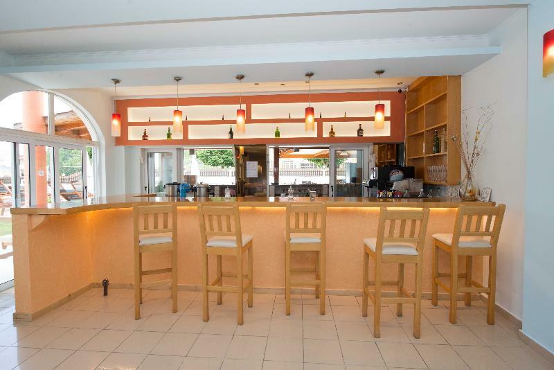 Silver Beach Hotel And Annexe Apartments (Adults Only) Roda  Exterior foto