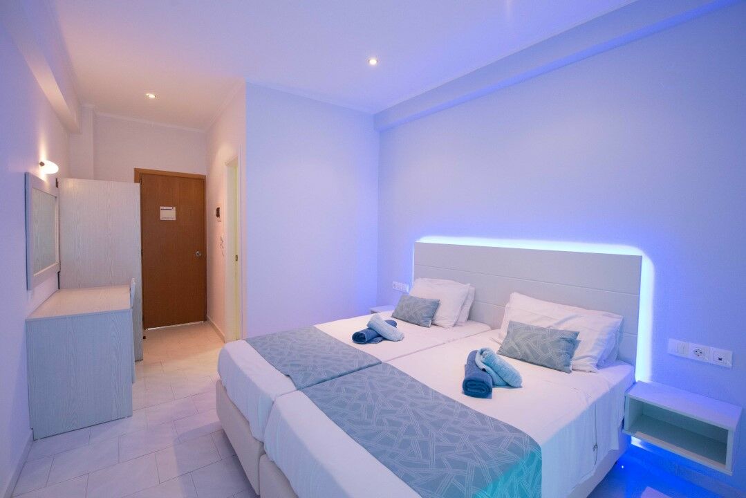 Silver Beach Hotel And Annexe Apartments (Adults Only) Roda  Exterior foto