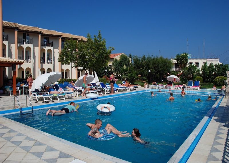 Silver Beach Hotel And Annexe Apartments (Adults Only) Roda  Exterior foto